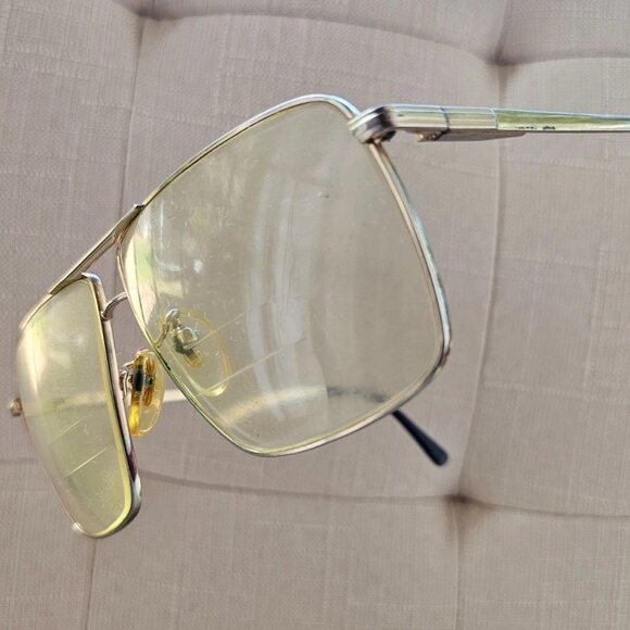 Vintage Tura Women Eyeglasses Frame Gold Tone 58[]11 135 Eye Wear Glasses - Picture 2 of 12